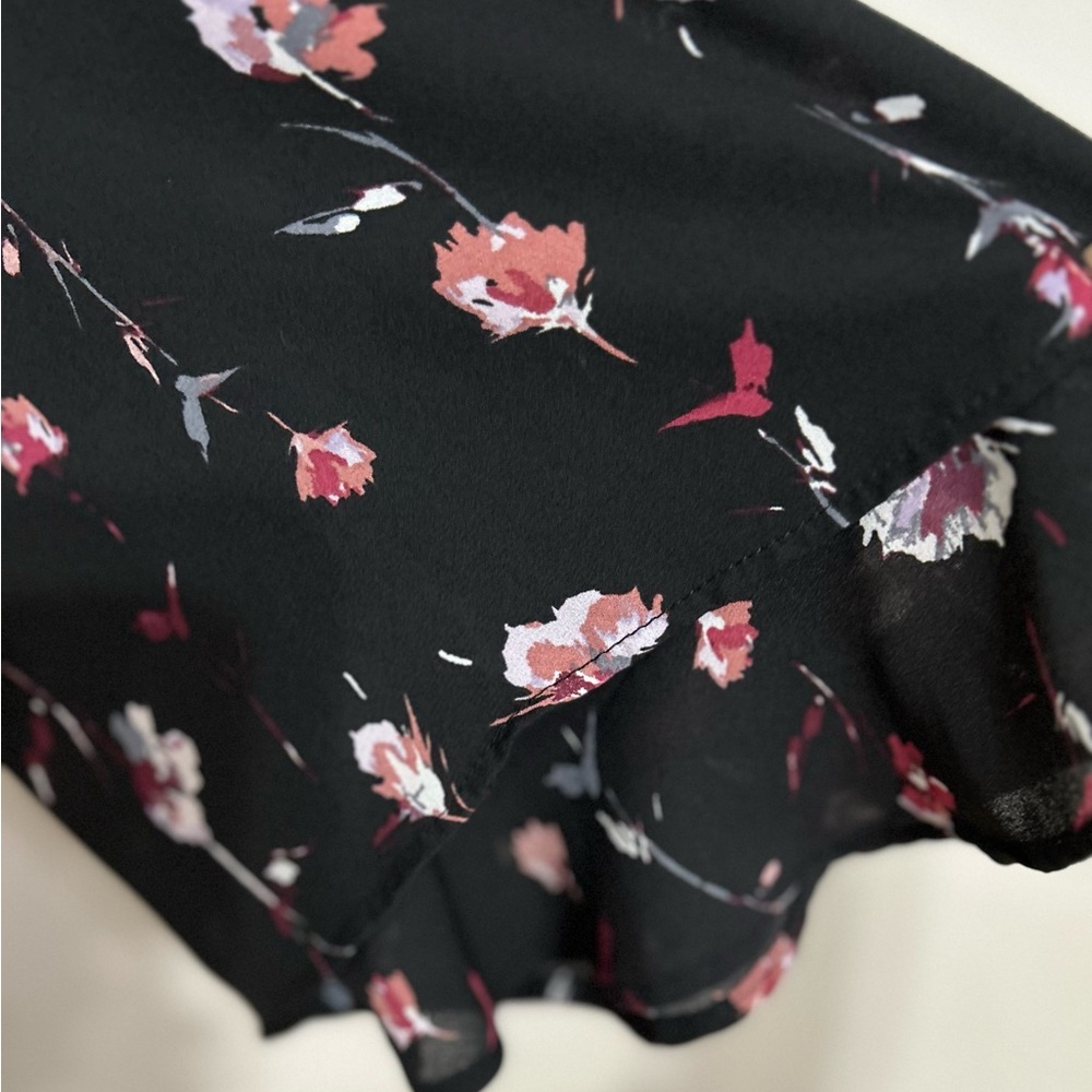 My Michelle Black Floral Sheer Blouse PTP 18 Length 22 - Picture 2 of 7